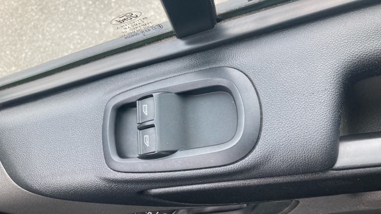 Ford Transit Custom 300 L1 Diesel Fwd 2.0 EcoBlue 105ps Low Roof Leader Van